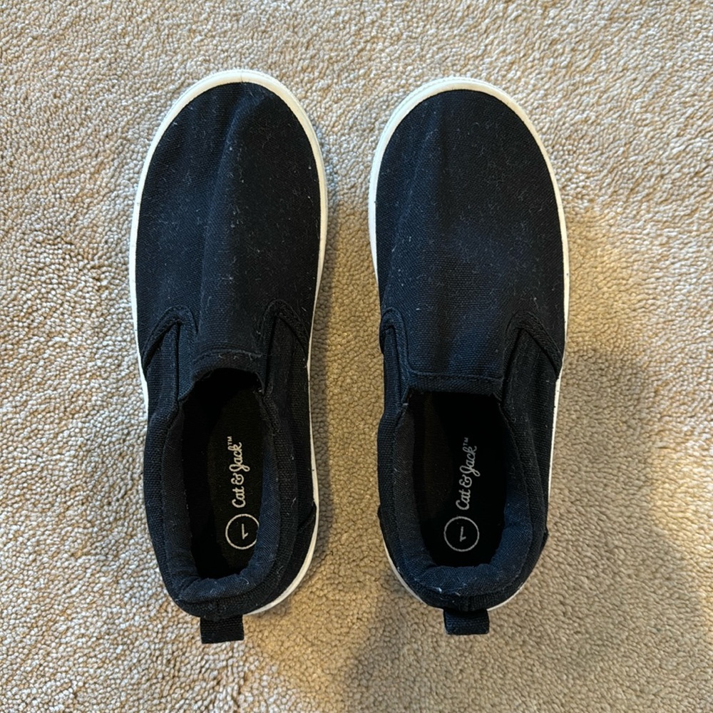 Cat & Jack Shoes - Picture 2 of 5